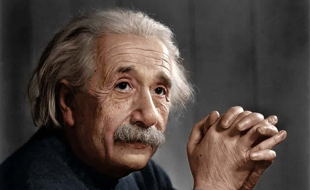 Альберт Эйнштейн