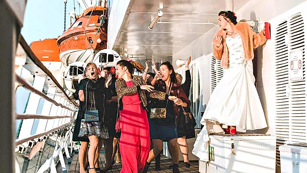 m/s romantic кадр из сериала